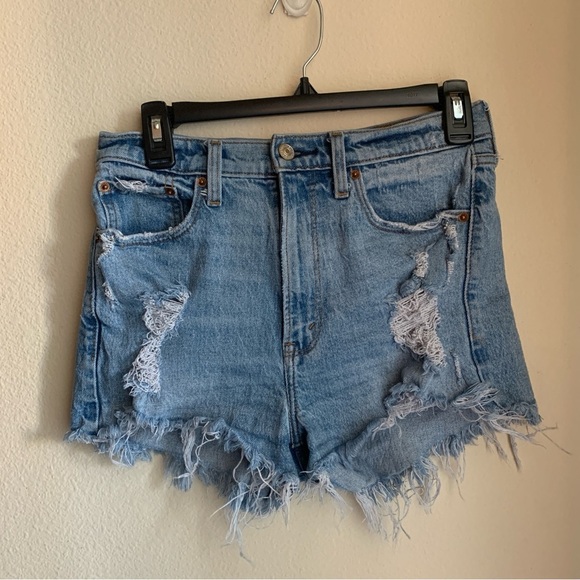 Abercrombie and Fitch High Rise Mom Shorts Size 27 - Picture 2 of 4